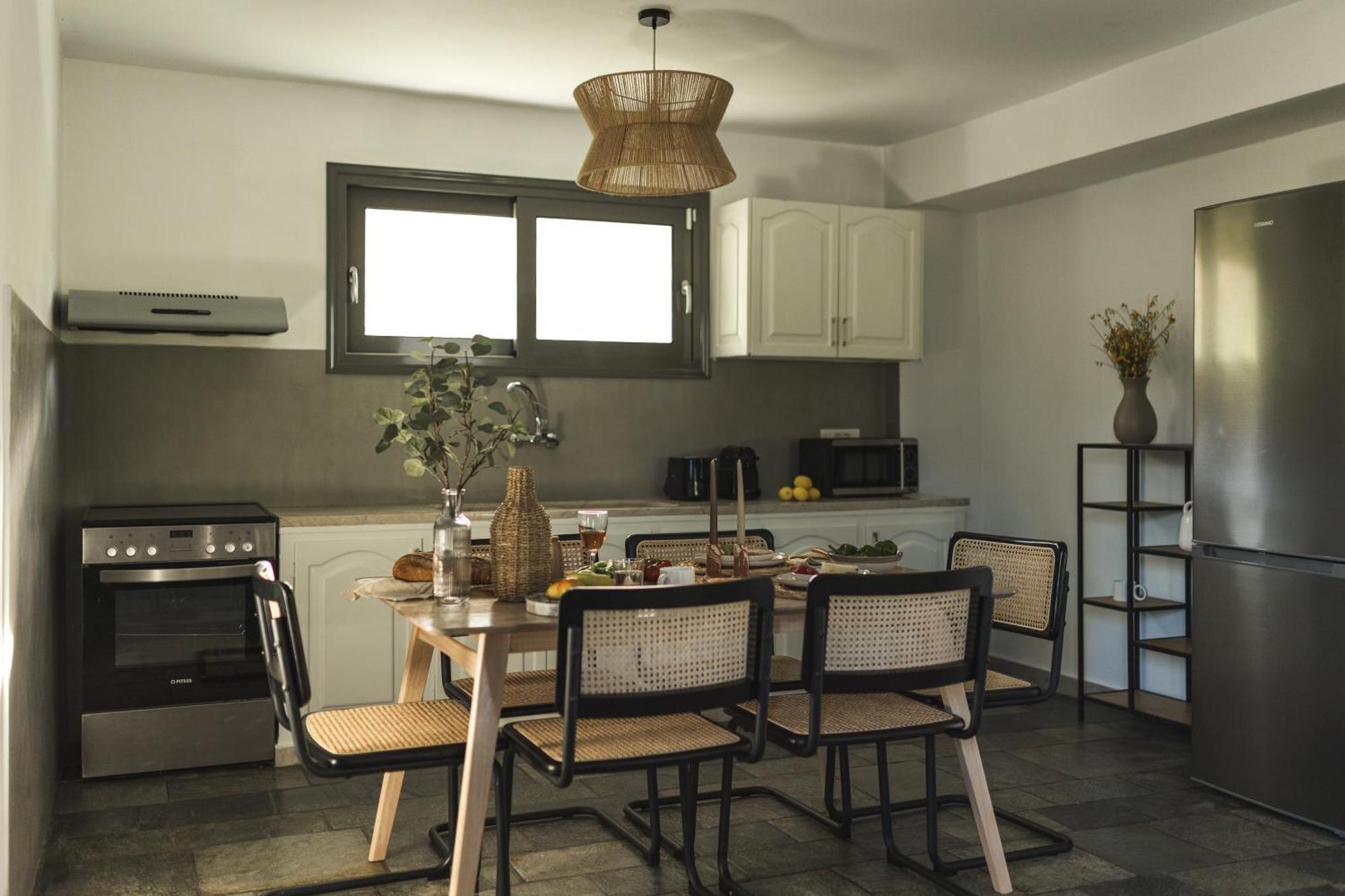 Binios Villa - Private Pool, Walking Distance From The Beach Vasilikí Extérieur photo