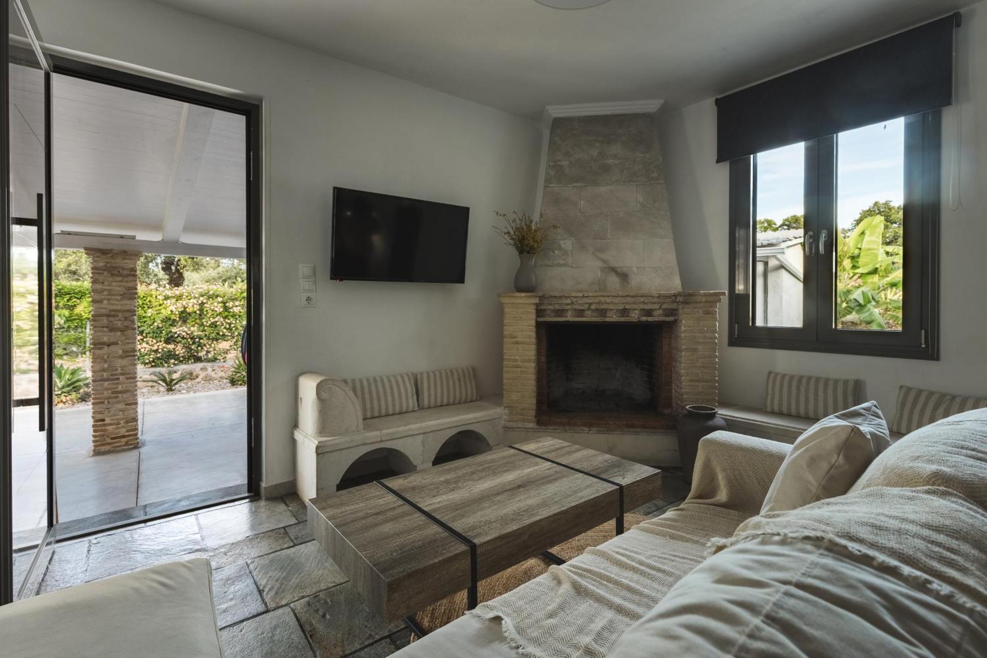 Binios Villa - Private Pool, Walking Distance From The Beach Vasilikí Extérieur photo
