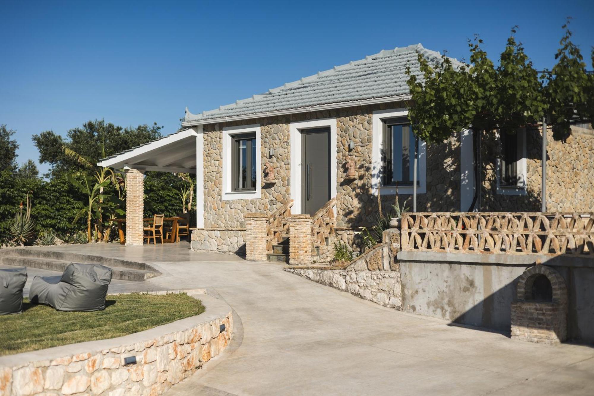 Binios Villa - Private Pool, Walking Distance From The Beach Vasilikí Extérieur photo